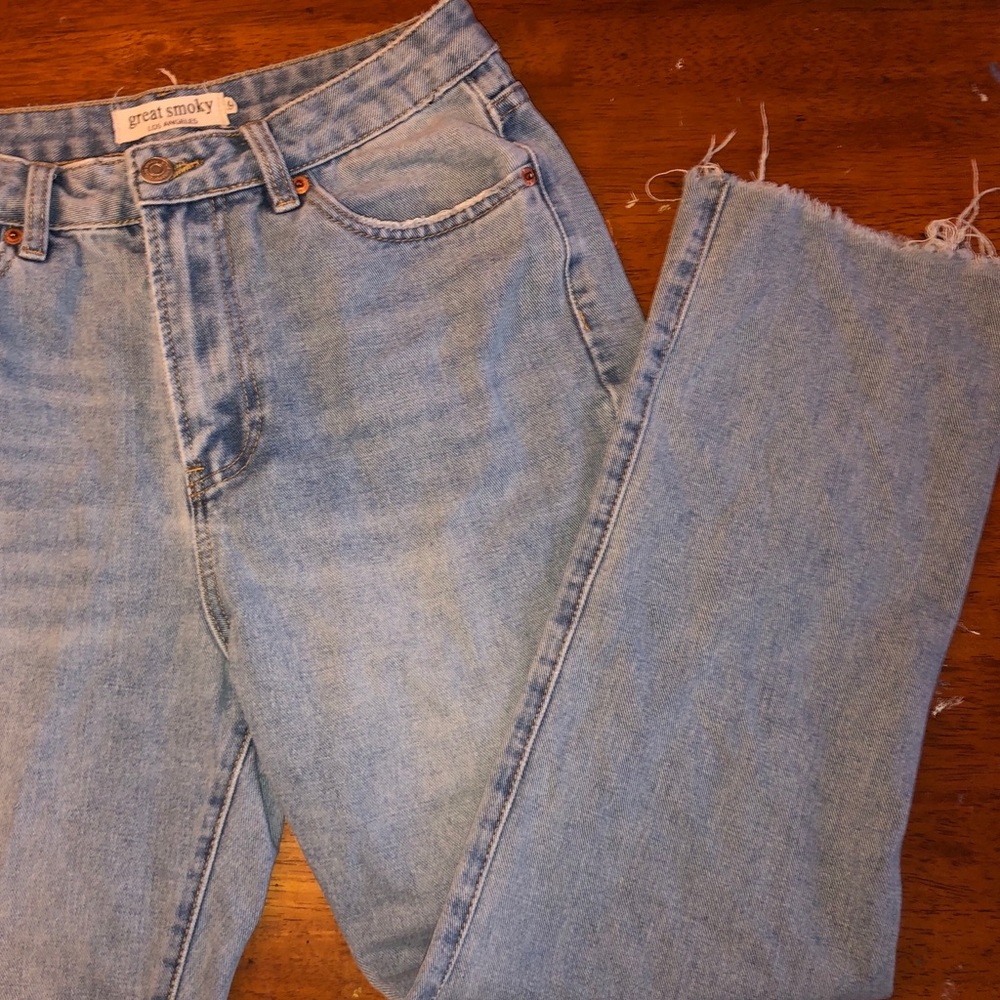 Trendy Light Blue Jeans!!